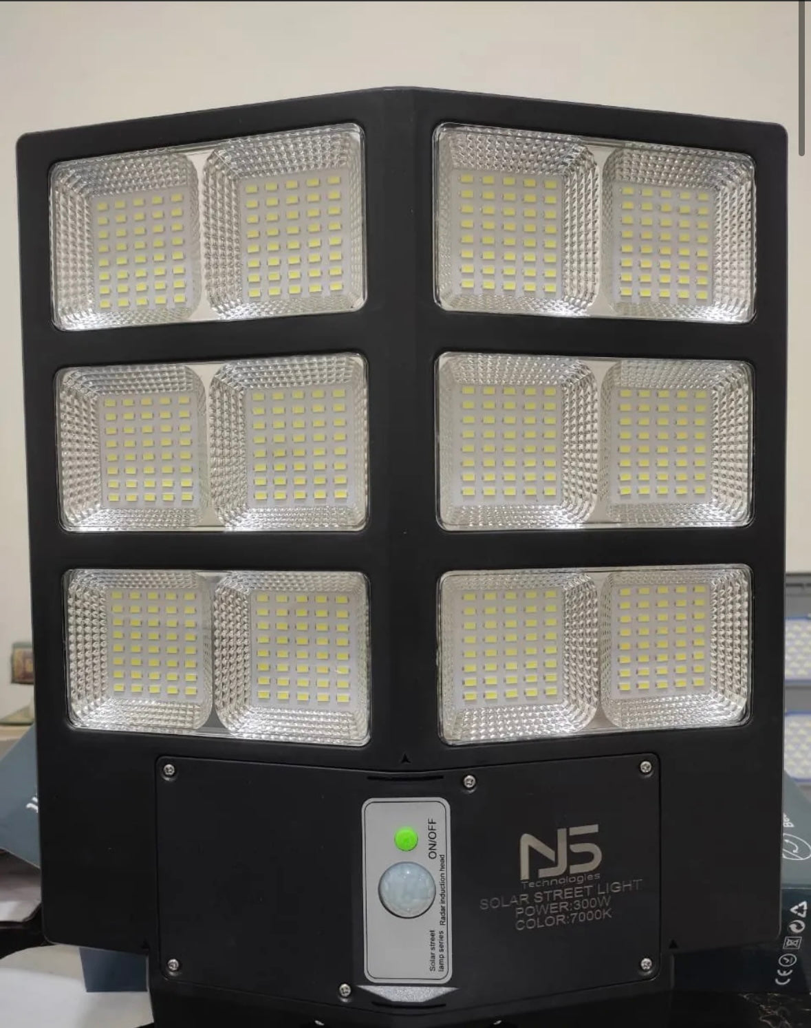 NJ5 300 WATT LED SOLAR STREET LIGHT