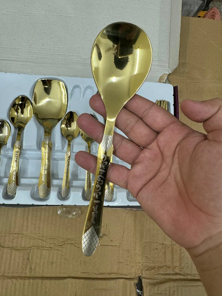 Lot imported 6 person 28 pieces golden cutlery set