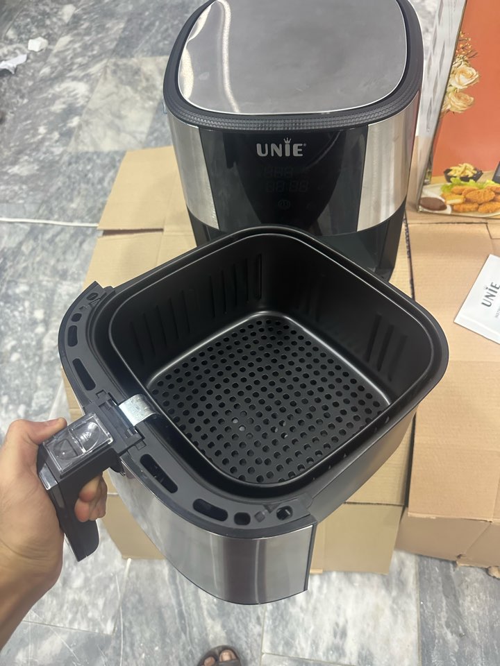 Lot Imported Unie 8L Digital Air Fryer