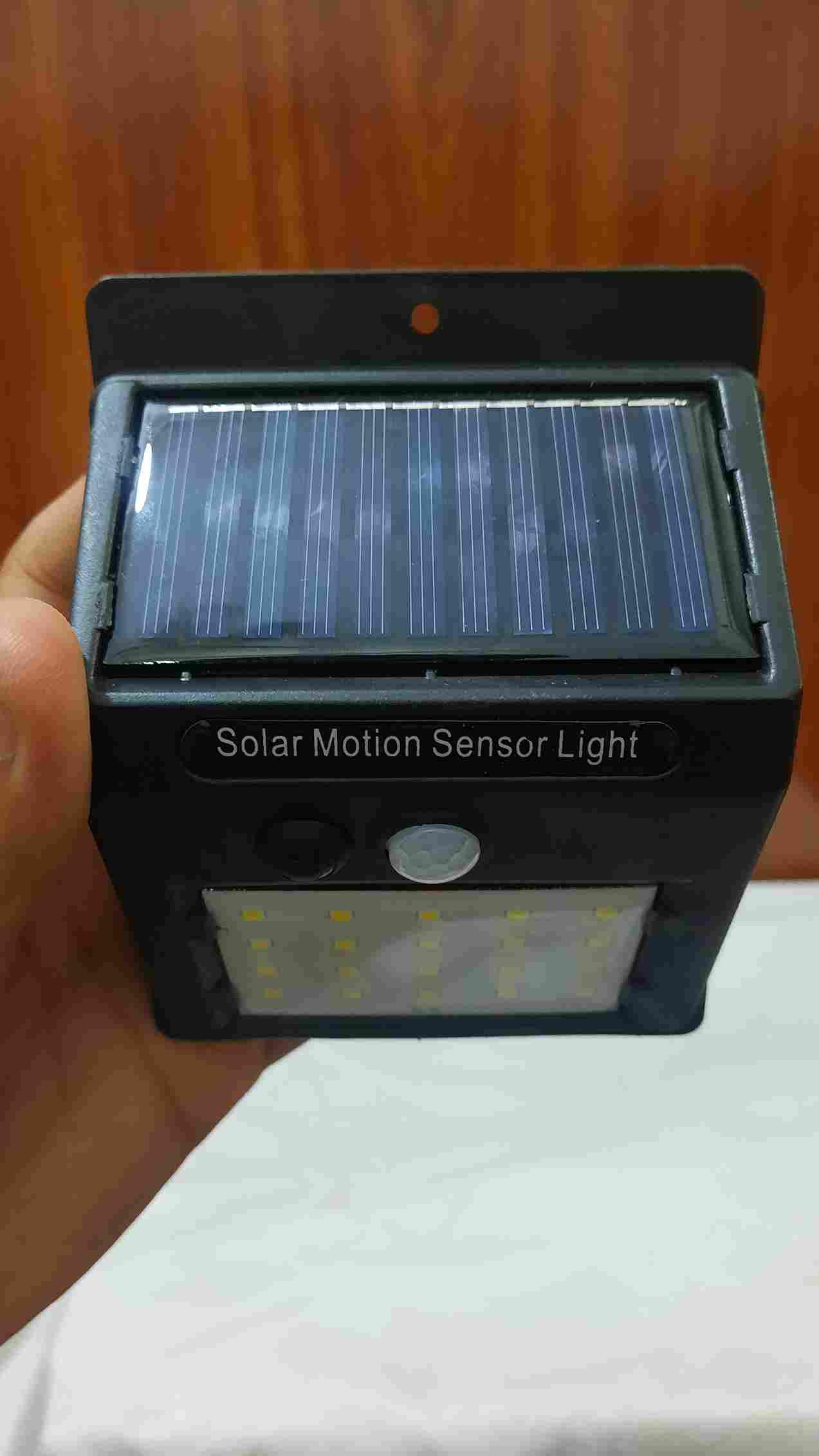 Solar Sensor Wall Light