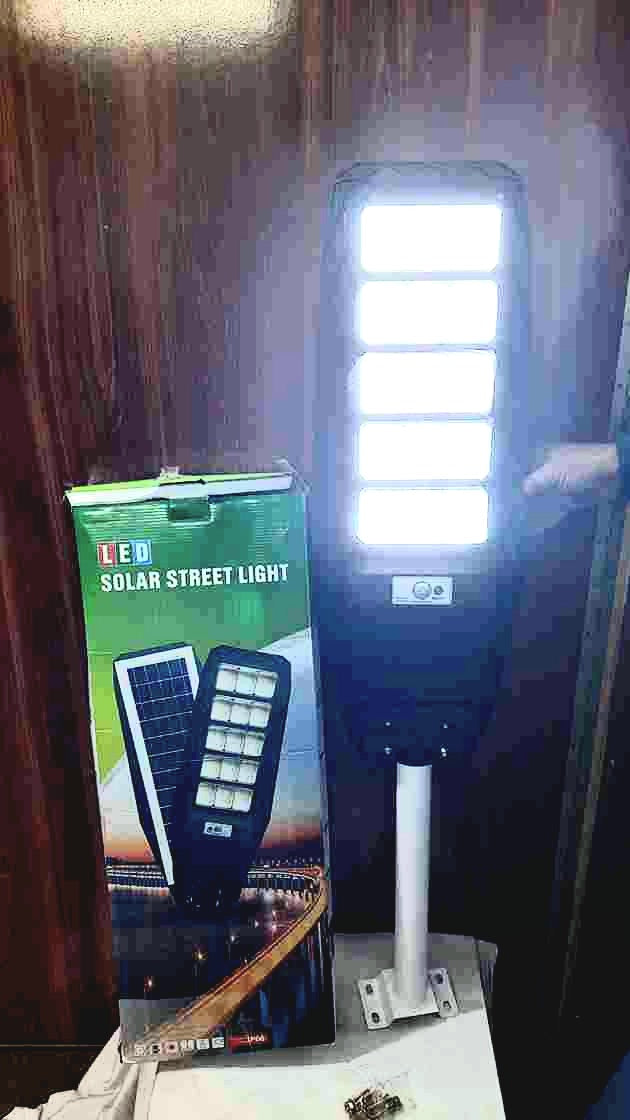 15 LED Solar Street Light