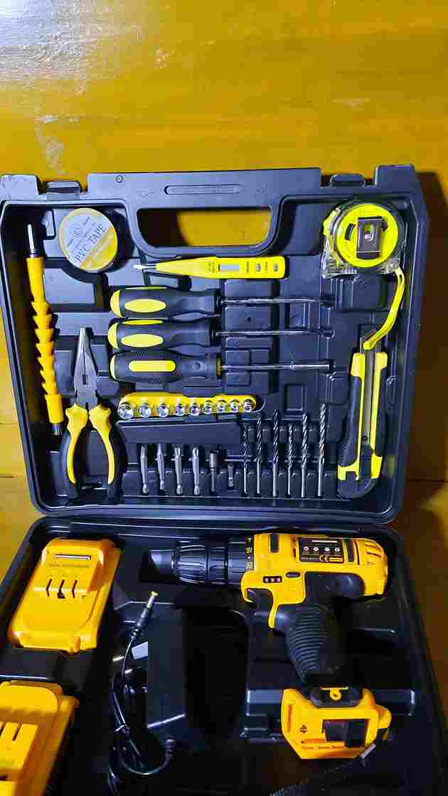 Dawreek 35 Pieces Chargeable Drill Tool Box