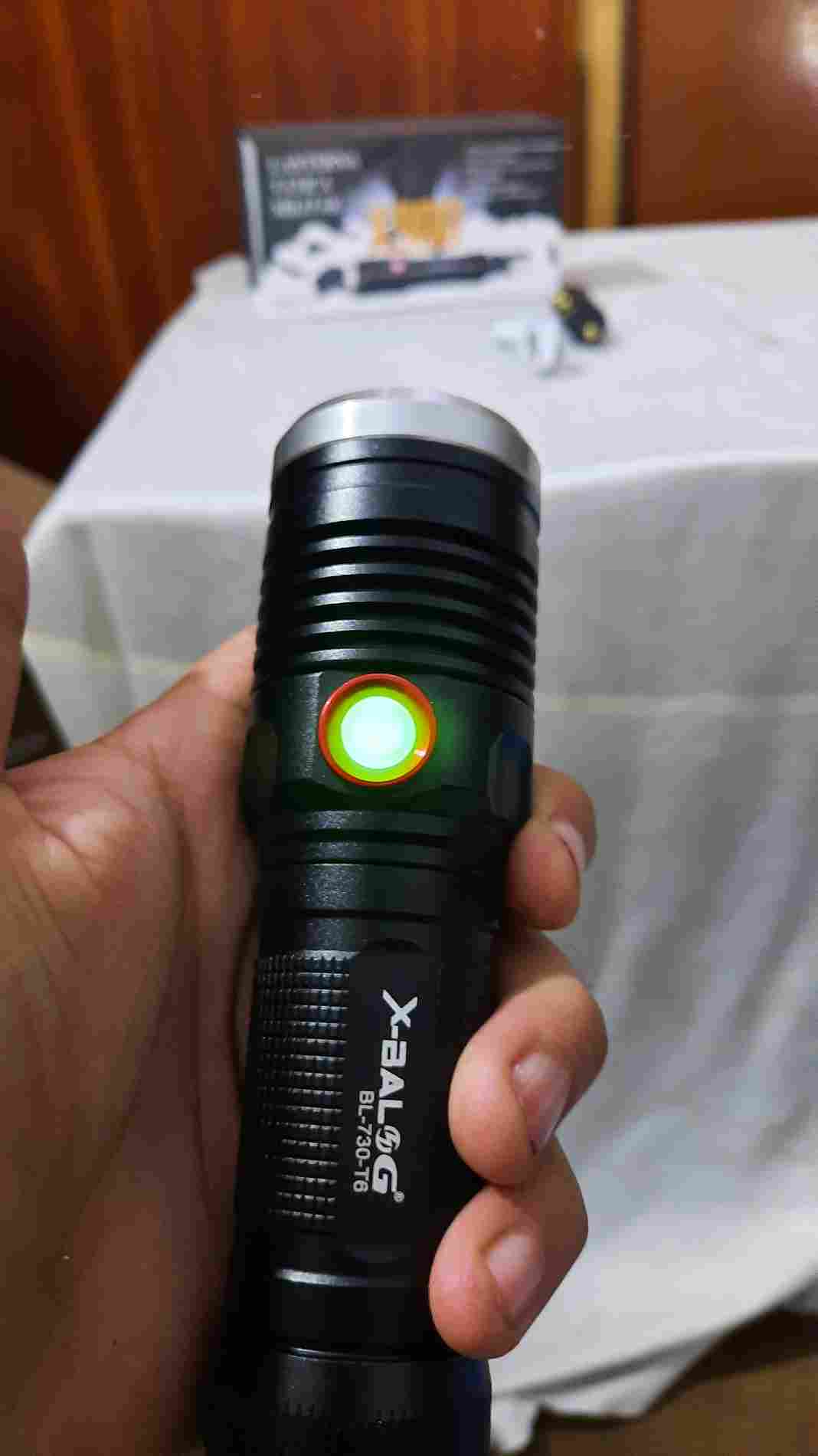 High Brighteness Tactical Flashlight