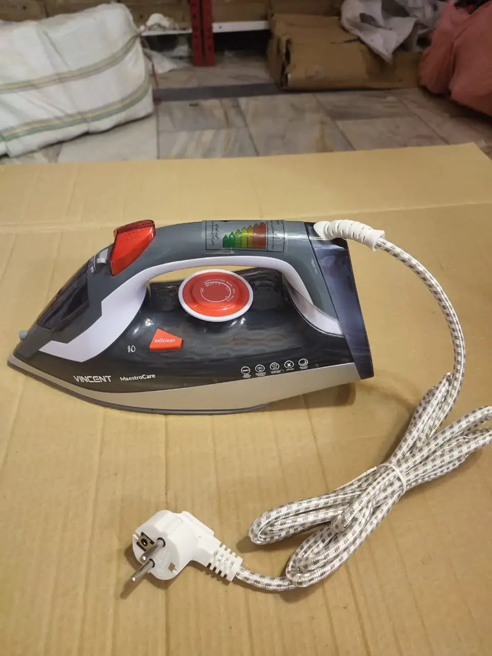 lot imported VINCENT Steam Iron