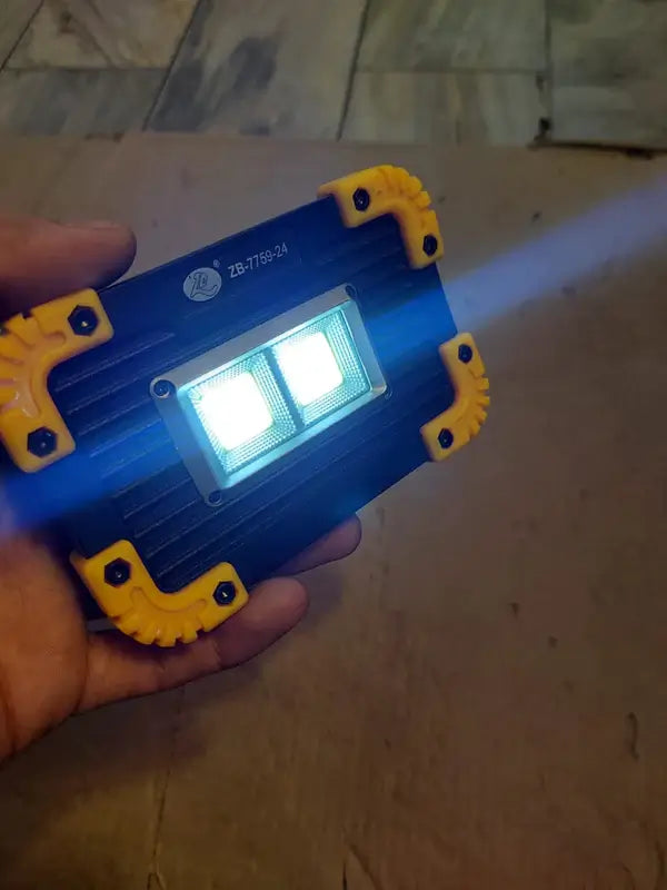 Small Working LED Lamp