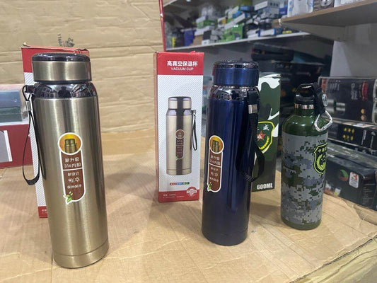 2 variations hot and cold vaccume bottle 600ml army colr and 1000ml 2 different colr